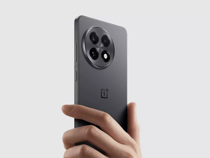 OnePlus 13R in het Verenigd Koninkrijk en de EU wordt waarschijnlijk zonder oplader geleverd