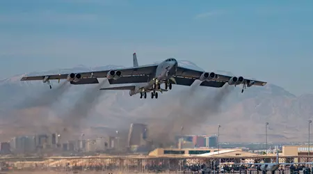 De VS heeft vier B-52H Stratofortress kernbommenwerpers ingezet in het Verenigd Koninkrijk.
