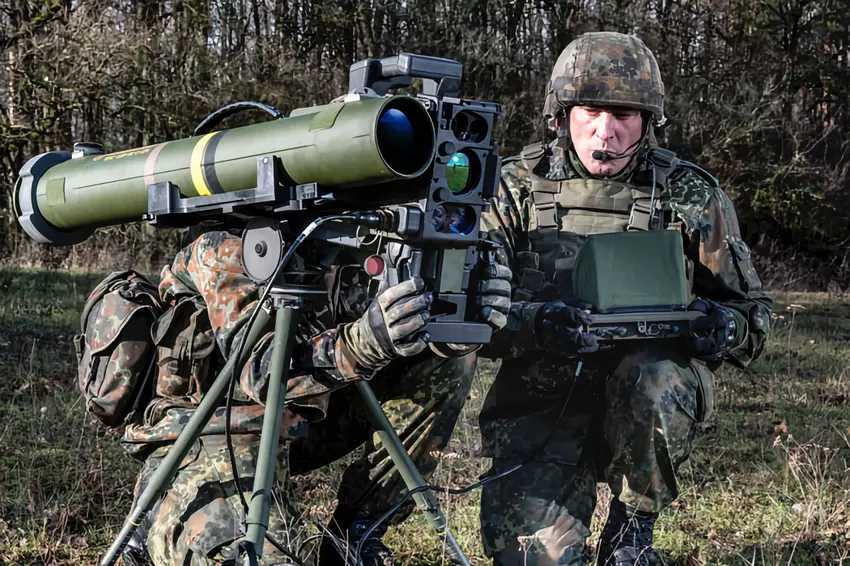 Contract ter waarde van 143.000.000 euro: Italië koopt Israëlische Spike LR2 APC's