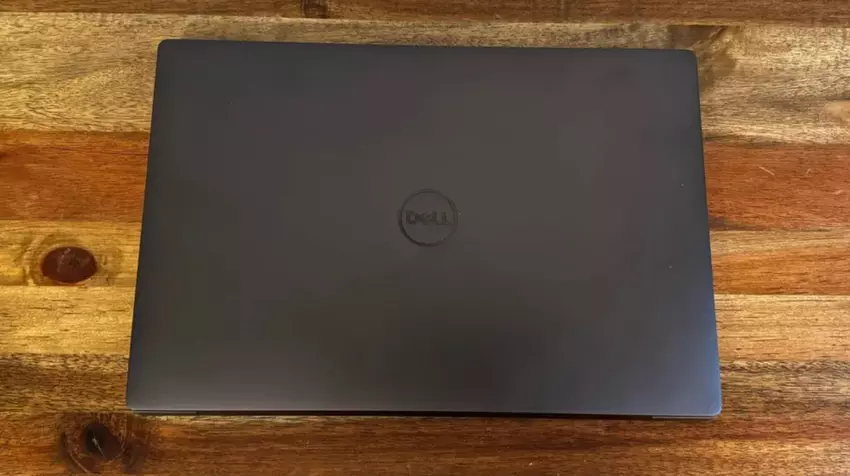 XPS 13 versus Macbook Air M4