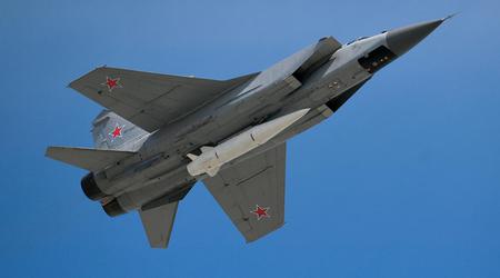 MiG-31K verloor zijn Kh-47M2 pseudo-hypersonische raket op Russisch grondgebied, en een maand later werd hij gevonden door een tractorbestuurder die in de grond stak.