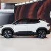 Miniatuur van het exterieur van de Toyota Urban Cruiser 2025 - zijaanzicht
