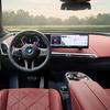 BMW iX interieur met dubbel display miniaturisatie
