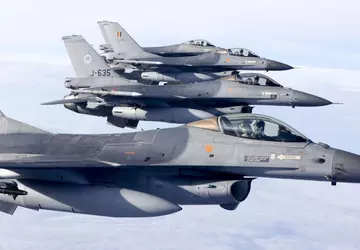 Portugese F-16's onderscheppen Russisch vliegtuig nabij ...