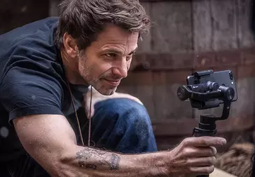 Als PG-13 niet genoeg is: Zack ...