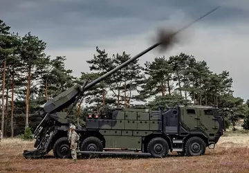 Rheinmetall draagt prototypes van artilleriegranaten met ...