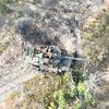 Russische gemoderniseerde T-90 "Breakthrough" tank kost tot 4,5 miljoen dollar vernietigd op zijn eigen mijnen samen met de nieuwe BMP-3M tank-6 Russische gemoderniseerde T-90 "Breakthrough" tank kost tot 4,5 miljoen dollar vernietigd op zijn eigen mijnen samen met de nieuwe BMP-3M tank-6