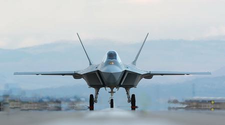 Turkije en Pakistan richten gezamenlijke vliegtuigfabriek op voor productie van 5e generatie Turkse KAAN gevechtsvliegtuigen