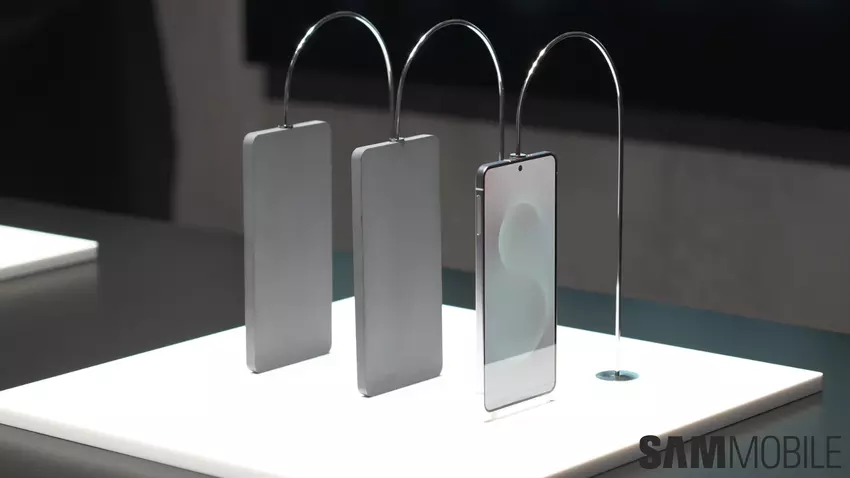 Nieuwe lek toont hoe de Galaxy S25 Edge eruit zal zien