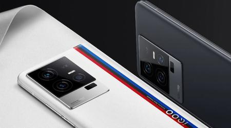 Plat 2K-scherm, Snapdragon 8 Gen 3-chip en telelens: een insider heeft enkele specs van de iQOO 12 onthuld