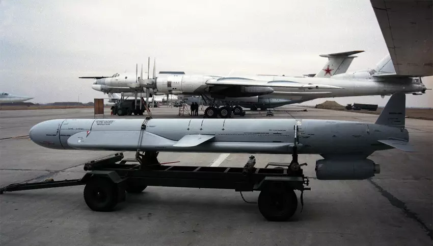 Polen bevestigt officieel Russische raketlanding op zijn grondgebied - hij vloog 450 km langs Amerikaanse en Poolse gevechtsvliegtuigen