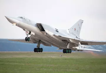 Een drone viel een Russische luchtmachtbasis ...