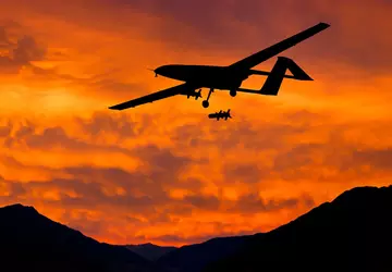 AI-drone valt aan en doodt operator ...