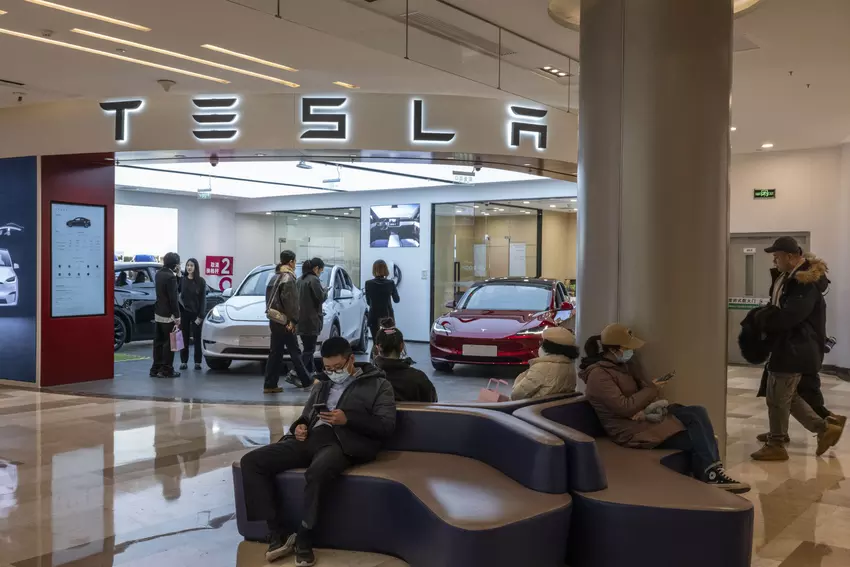 Tesla heeft in China bonussen geïntroduceerd om de verkoop van zijn elektrische auto's te verhogen 