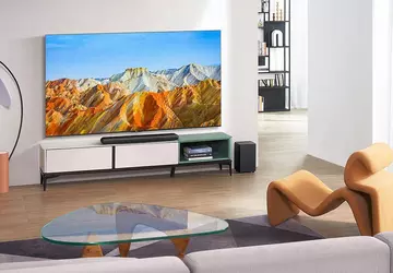 TCL onthult een 98" 4K TV ...