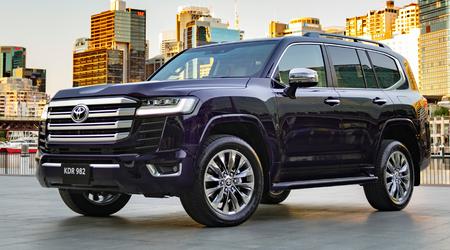 De Toyota Land Cruiser 300 is nu een zelfrijdende hybride.