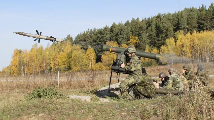 Saab draagt een nieuwe partij Bolide raketten voor het RBS 70 SAM-systeem over aan Litouwen