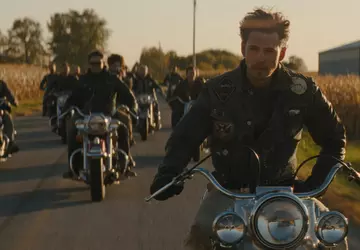 Misdaaddrama 'The Bikeriders' met Tom Hardy ...