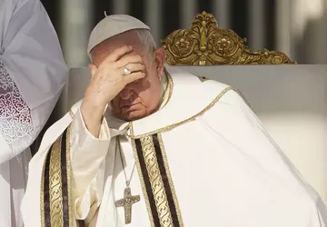 Paus dringt aan op regulering van ...