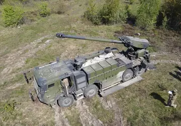 Oekraïense parachutisten laten zien hoe ze ...