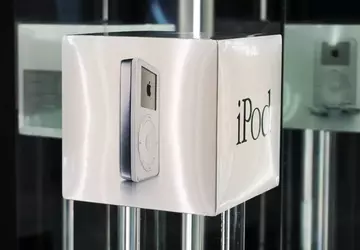 Een originele iPod uit 2001 verkocht ...