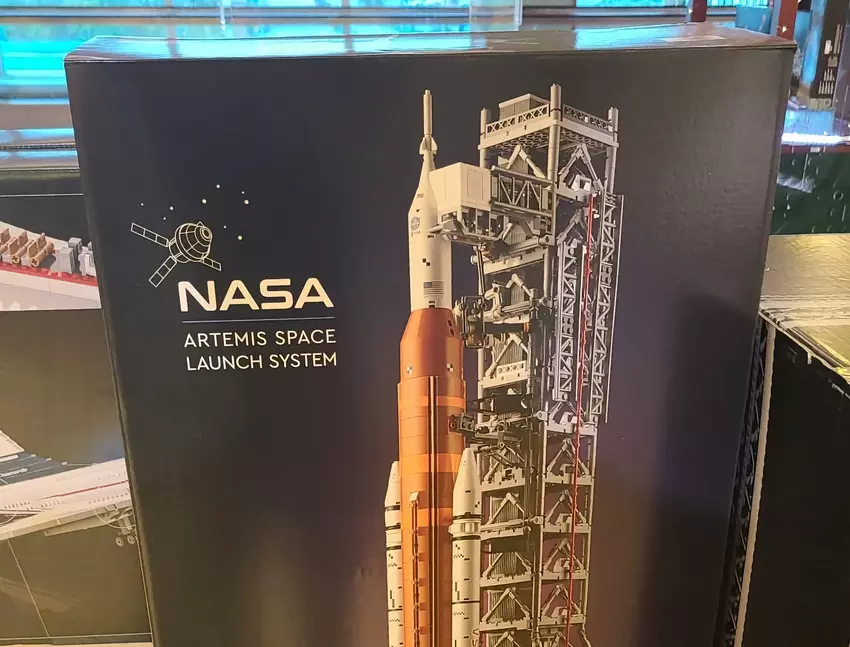 LEGO maakt zich op voor de NASA Artemis Space Launch System set, die uit 3601 onderdelen zal bestaan.