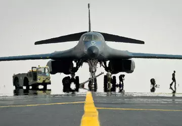 De Amerikaanse B-1B Lancer strategische bommenwerper ...