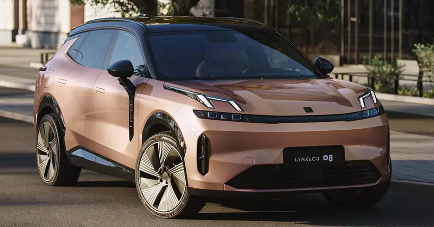 Geely uit China heeft een plug-in hybride naar Europa gebracht met een uitzonderlijk elektrisch bereik