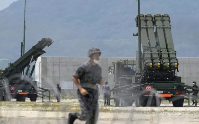 Japan zet Type 16 raketten met een bereik van 1000 km in op een van zijn eilanden