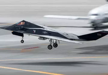 F-117 Nighthawk stealth vliegtuigen nemen voor ...