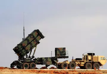 Japan zet MIM-104 Patriot PAC-3 grond-luchtraketsystemen ...