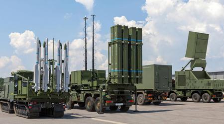 Duitsland geeft Oekraïne een nieuw militair hulppakket ter waarde van 500 miljoen euro, inclusief raketten voor IRIS-T SAMs en andere wapens
