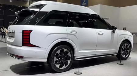 De nieuwe Hyundai Palisade krijgt een vreemde versie met een verhoogde daklijn