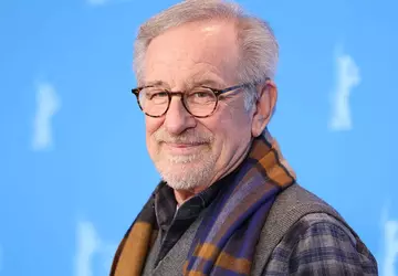 Steven Spielbergs UFO-film zonder titel komt ...