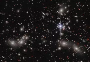 De JSWT-ruimtetelescoop heeft twee onmogelijke oude ...