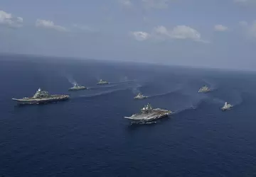 De Indiase marine voert als eerste ...