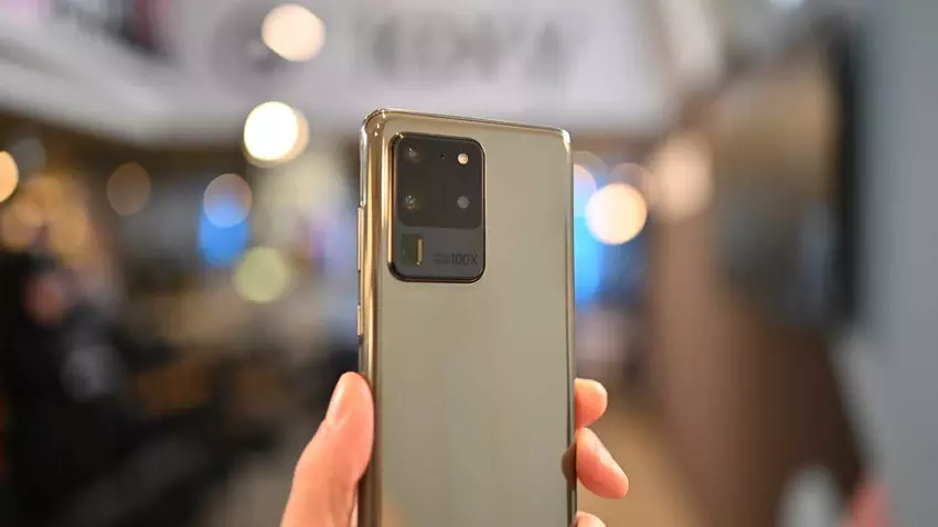 Galaxy S20 Ultra. Illustratie: Camera Jabber