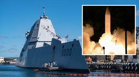 Lockheed Martin ontving $315 miljoen voor de ontwikkeling van een niet-nucleair hypersonisch Conventional Prompt Strike wapen voor de Zumwalt destroyers en Virginia Block V nucleair aangedreven onderzeeërs.