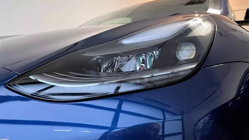 Matrixkoplamp Tesla