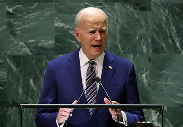 Biden drong er bij wereldleiders op ...