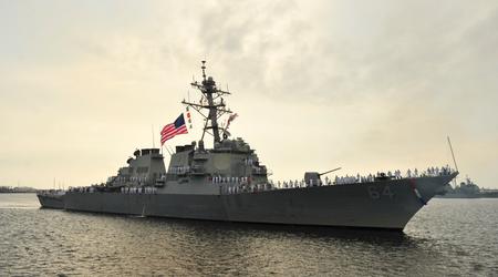 De Amerikaanse destroyer USS Carney had door de Husis kunnen worden aangevallen - het schip uit de Arleigh Burke-klasse onderschepte met succes alle afgevuurde raketten.