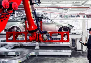 Tesla wil niet langer een fabriek ...