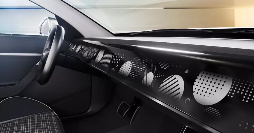 Continental heeft een aanpasbare cockpit onthuld met een 1,3 meter breed E Ink beeldscherm