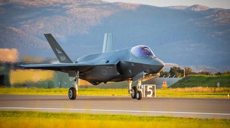 Vijfde generatie F-35A Lightning II gevechtsvliegtuigen voor het eerst in de geschiedenis ingezet vanuit Zweden