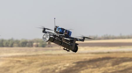 Oekraïense FPV-drone vernietigde voor het eerst een vijandelijke soldaat met een granaatwerpers