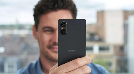 Sony Xperia 5 V compact vlaggenschip met Snapdragon 8 Gen 2 chip en 52 MP camera is begonnen met de verkoop in Duitsland, Frankrijk, Spanje en andere Europese landen.
