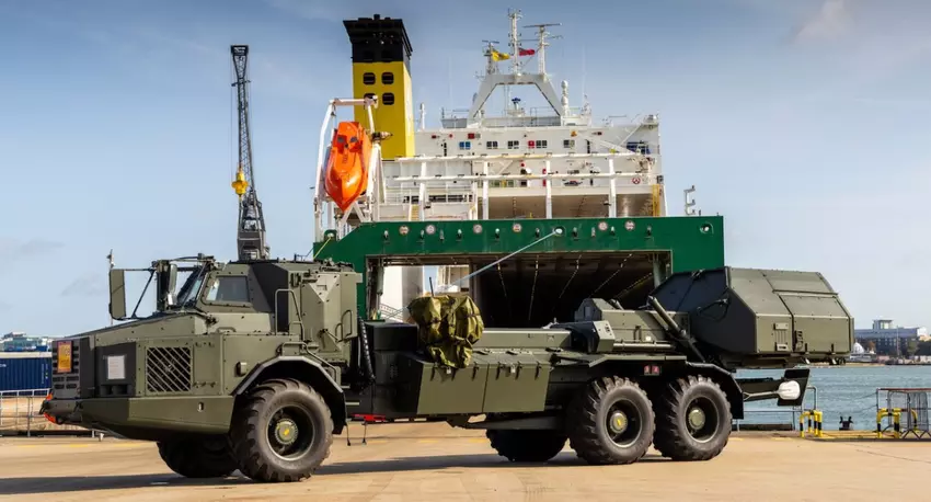 Het VK heeft de eerste Zweedse Archer houwitser ontvangen ter vervanging van de AS-90 artilleriesystemen die werden overgedragen aan Oekraïne.