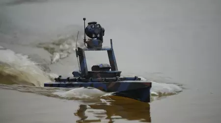 Oekraïense strijdkrachten testen nieuwe Black Widow 2 rivierdrones