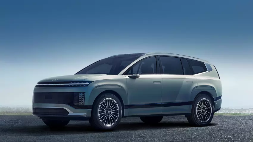 Hyundai heeft bevestigd: Ioniq 9 2025 is een nieuwe elektrische SUV in de VS met een prijs vanaf $60.555 en opladen in 24 minuten