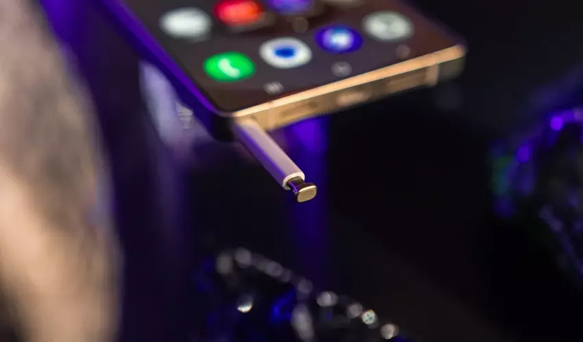 Geen stylus? Samsung Galaxy S27 Ultra kan uitkomen zonder ingebouwde S Pen